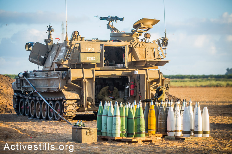 An Israeli canon at an Israeli army deployment area near Israel's border with the Gaza Strip in the east, on July 16, 2014. Operation 'Protective Edge' enters it's ninth day of Israeli air strikes on the Gaza Strip as yesterday's ceasefire agreement proposed by Egypt has failed to restore calm.