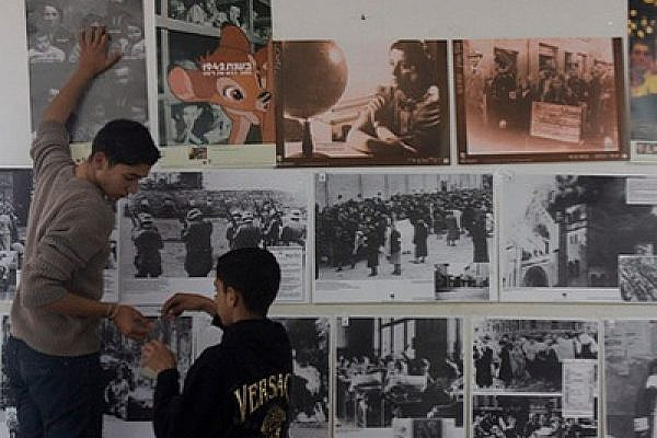 Holocaust exhibition in Nil'in (photo: Oren Ziv/Activestills.org)