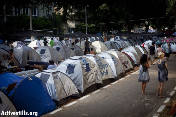 Debunking claims of a 'leftist cabal' behind tent city protests