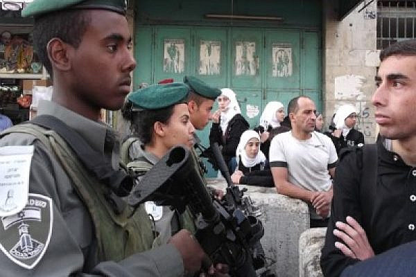 Hebron students demonstrate against security restrictions, October 2011 (Photo: Ben Lorber)