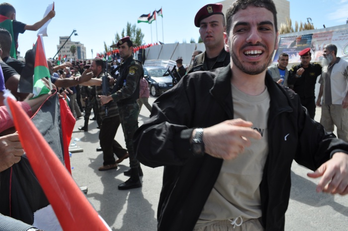 Palestinians joyous over release of prisoners
