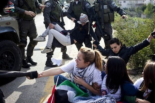 Nabi-Saleh-Arrests-16-12-11 (Photo: Oren Ziv/Activestills)