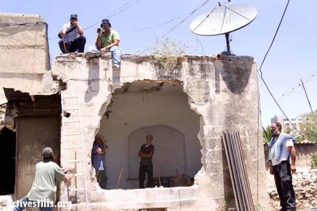 Photo Essay: 3 years of settlement, struggle in Sheikh Jarrah