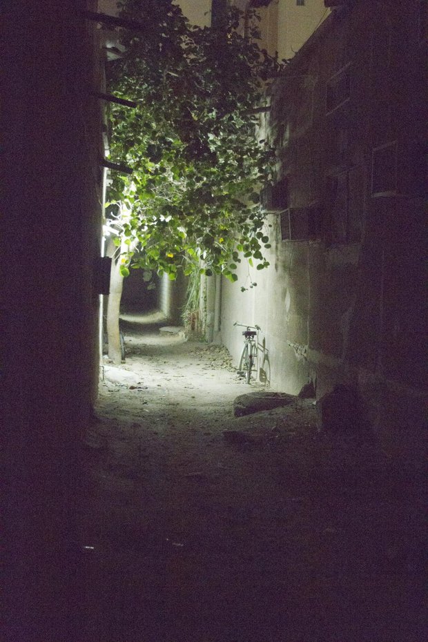 An alley in Souq Waqif, where many Filipino, South Indian and Bangladeshi workers (photo: kate.gardiner/flckr/cc) live, Doha, Qatar, May 2011 (photo: