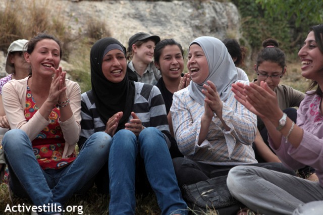 Fun day at the Nabi Saleh spring (Anne Paq / Activestills)