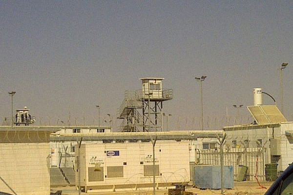 Ketsiot Prison (Yonatan Berman)