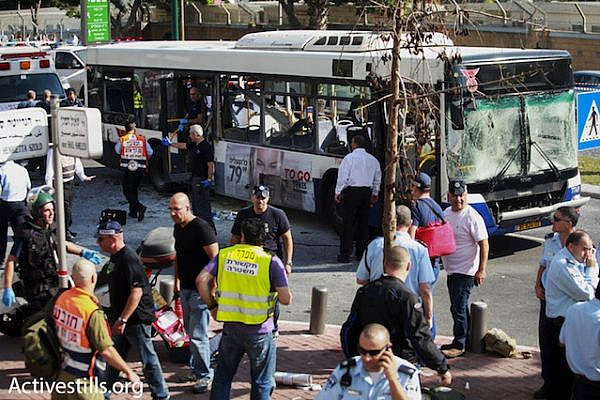 The aftermath of an explosion on a bus in central Tel Aviv, November 21, 2011. (photo: Yotam Ronen/Activestills.org)
