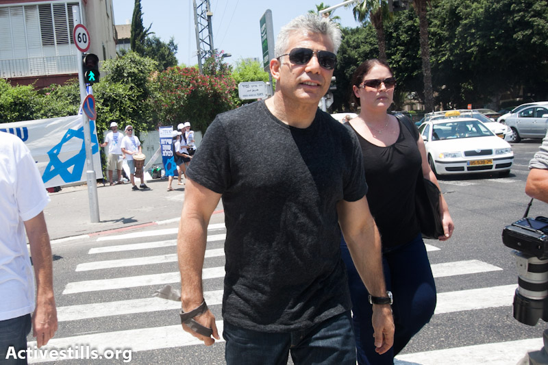 Yair Lapid: The rise of the tofu man