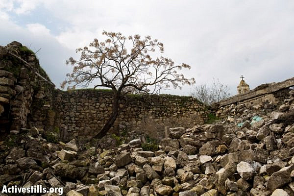 Ruins of Bir'em, off the official park pathway (Oren Ziv / Activestills)