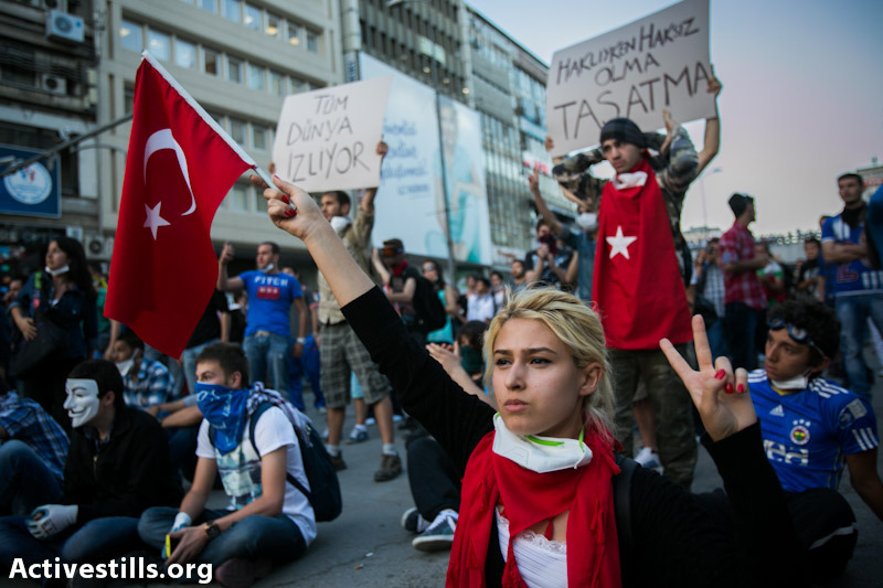 PHOTOS: Anti-government protests swell in Turkey's capital 
