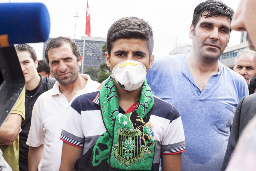 Last Metro to Taksim, part 1: Among the debris