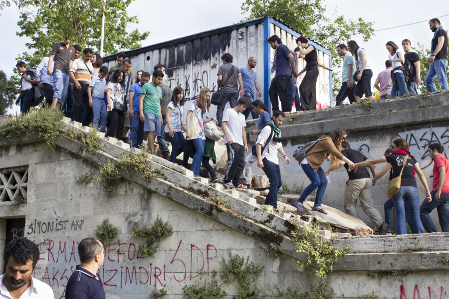 Last Metro to Taksim, part 2: Day