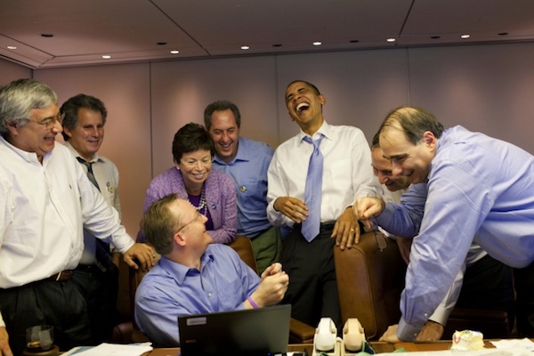 U.S. President Barack Obama laughing aboard Air Force One (Pete Souza/White House Photo)