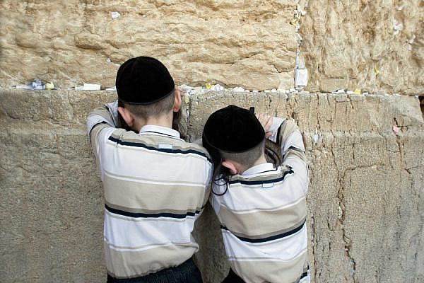 Haredi kids (Credit: Shutterstock)