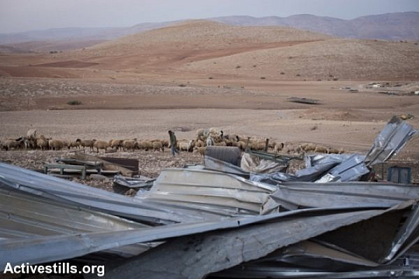 Demolished huts in the Jordan Valley (Activestills)