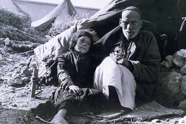 Palestinian refugees, 1948. (photo: www.palestineremembered.com)
