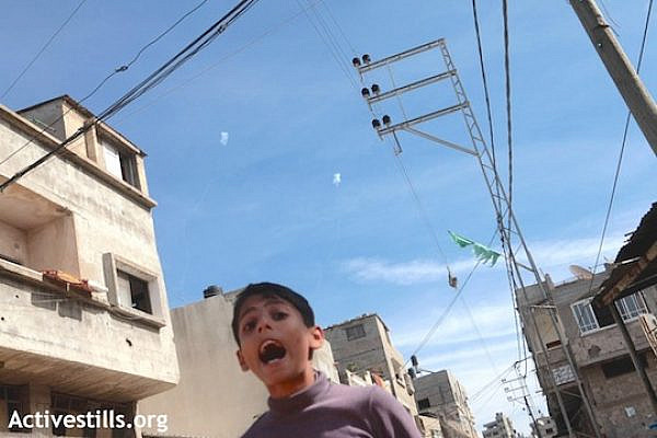 A Palestinian child in Gaza on the third day of Operation Pillar of Defense in 2012. (Activestills.org)