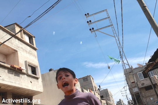 A Palestinian child in Gaza on the third day of Operation Pillar of Defense in 2012. (Activestills.org)
