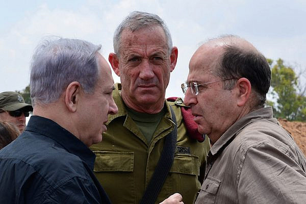 Israeli Prime Minister Benjamin Netanyahu with IDF Chief of Staff Benny Gantz and Defense Minister Moshe Ya'alon. (Photo by Kobi Gideon / GPO)