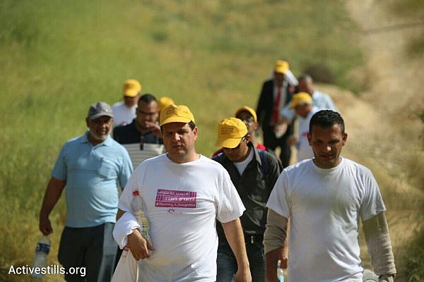 Joint List chair Ayman Odeh leads a recognition march throughout the unrecognized villages of the Negev, March 26, 2015. (photo: Oren Ziv/Activestills.org)