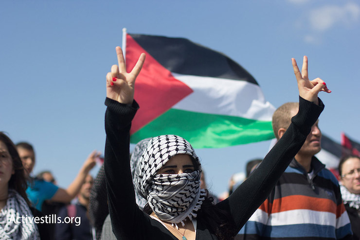 A young Palestinian girl takes part in the March of Return, Galilee, April 23, 2015. (Omar Sameer/Activestills.org)