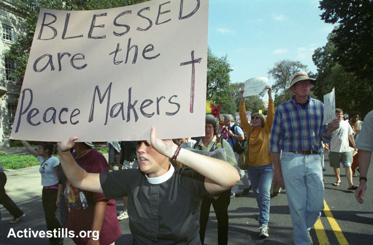 Photographic evidence that Protestant clergy protest things other than Israel. An demonstration against the U.S. invasion of Iraq, Washington, DC, 2002. (photo: Ryan Rodrick Beiler/Activestills.org)