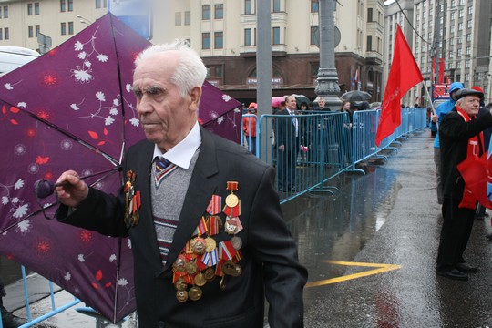 A Veteran marches in Moscow, May 2015 (Photo: Haggai Matar)