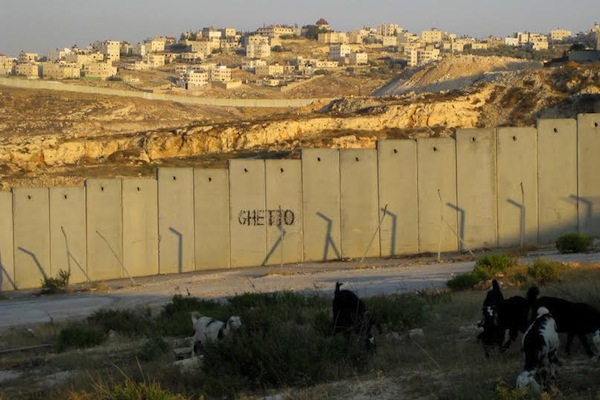 The separation wall, which encircles the village of Hizma, cutting it off from Jerusalem. (photo: Tamar Fleishman)