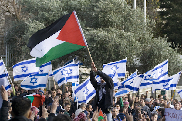 Illustrative photo of pro-Israel and pro-Palestine protesters on campus. (Matanya Tausig/Flash90)