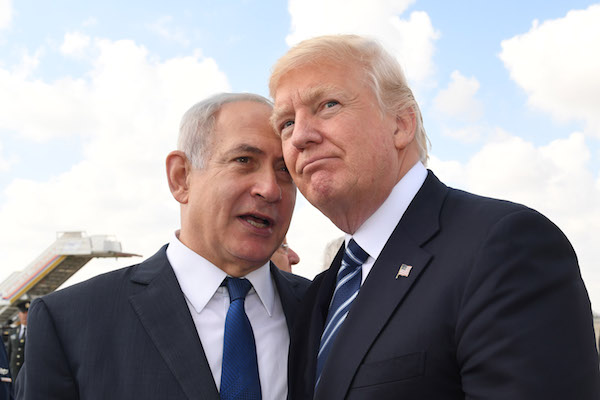 US President Donald Trump with Israeli Prime Minister Benjamin Netanyahu prior to Trump departure to Rome at the Ben Gurion International Airport in Tel Aviv on May 23, 2017. (Kobi Gideon / GPO)