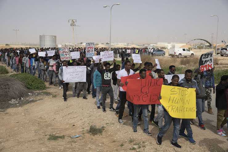 Asylum seekers protesting the indefinite detention of seven asylum seekers who refused to leave Israel for a third country. February 22, 2018. (Oren Ziv/Activestills.org)