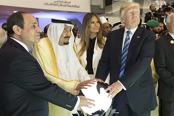 President Donald Trump and First Lady Melania Trump join King Salman bin Abdulaziz Al Saud of Saudi Arabia, and the President of Egypt, Abdel Fattah Al Sisi, Sunday, May 21, 2017, to participate in the inaugural opening of the Global Center for Combating Extremist Ideology. (Official White House Photo by Shealah Craighead)