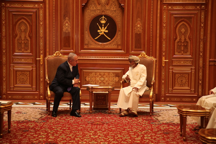 Prime Minister Benjamin Netanyahu meets with Sultan of Oman Qaboos bin Said. (Photo courtesy of the Israeli Prime Minister's Office)