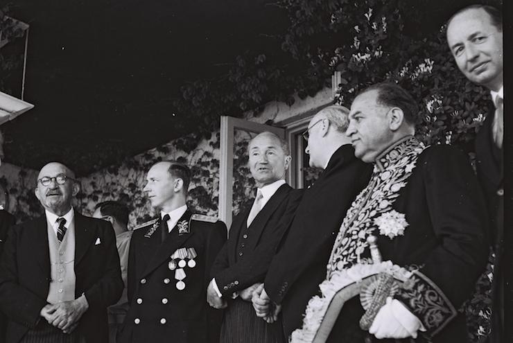 President Chaim Weizmann (left) receives members of the diplomatic corps, including from Iran, on Independence Day, April 23, 1950. (David Eldan/GPO)