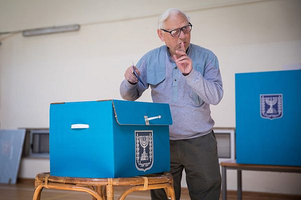Israeli citizens cast their ballots at a voting station in Jerusalem, during the Knesset elections on April 9, 2019. (Hadas Parush/Flash90)