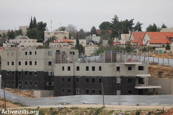 New construction taking place in the Beit El settlement, February 5, 2013 (Photo: Ahmad Al Bazz/Activestills.org)