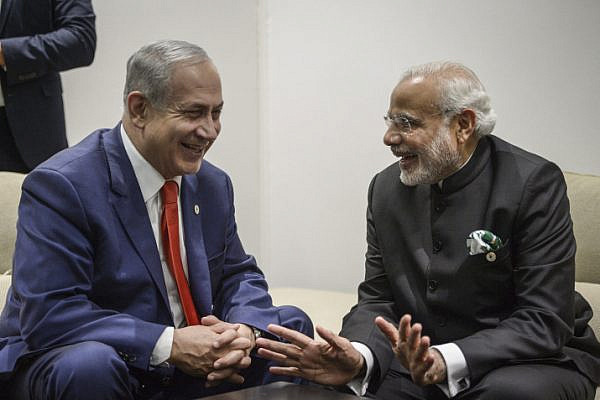 Prime Minister Benjamin Netanyahu meets with  Indian Prime Minister Narendra Modi during the COP21, the United Nations Climate Change Conference, in Le Bourget, outside Paris, November 30, 2015. (Amos Ben Gershom/GPO)