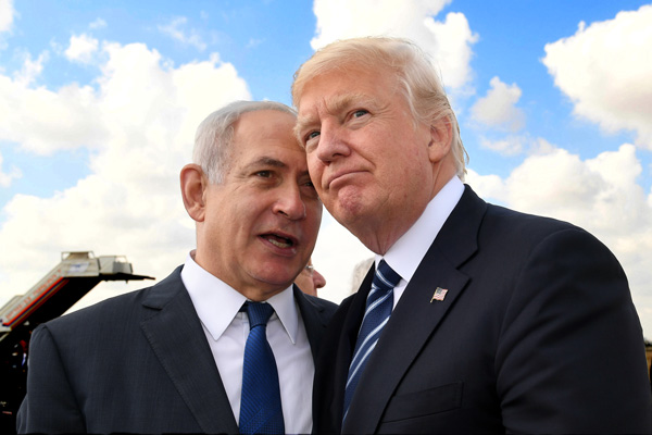President Donald Trump with Prime Minister Benjamin Netanyahu at the end of Trump's visit to Israel, May 23, 2017. (Kobi Gideon/GPO)