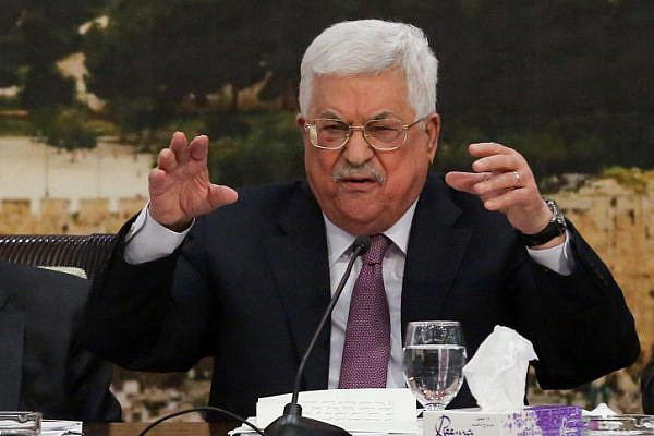 Palestinian President Mahmoud Abbas speaks during a meeting with members of the PLO Central Committee in the West Bank city of Ramallah, January 14, 2018. (Flash90)