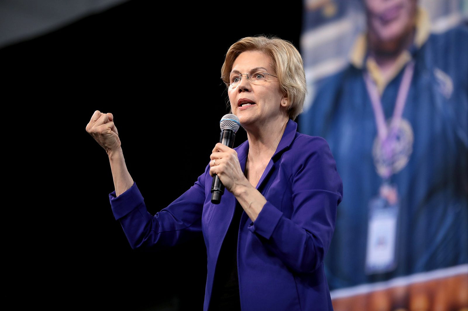 U.S. Senator Elizabeth Warren speaking at the 2019 National Forum on Wages and Working People hosted by the Center for the American Progress Action Fund and the SEIU in Las Vegas, Nevada. April 27, 2019. (Gage Skidmore/Flickr)