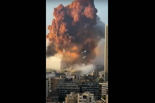 Twitter screenshot of a video of the explosion in the port of Beirut on August 4, 2020.