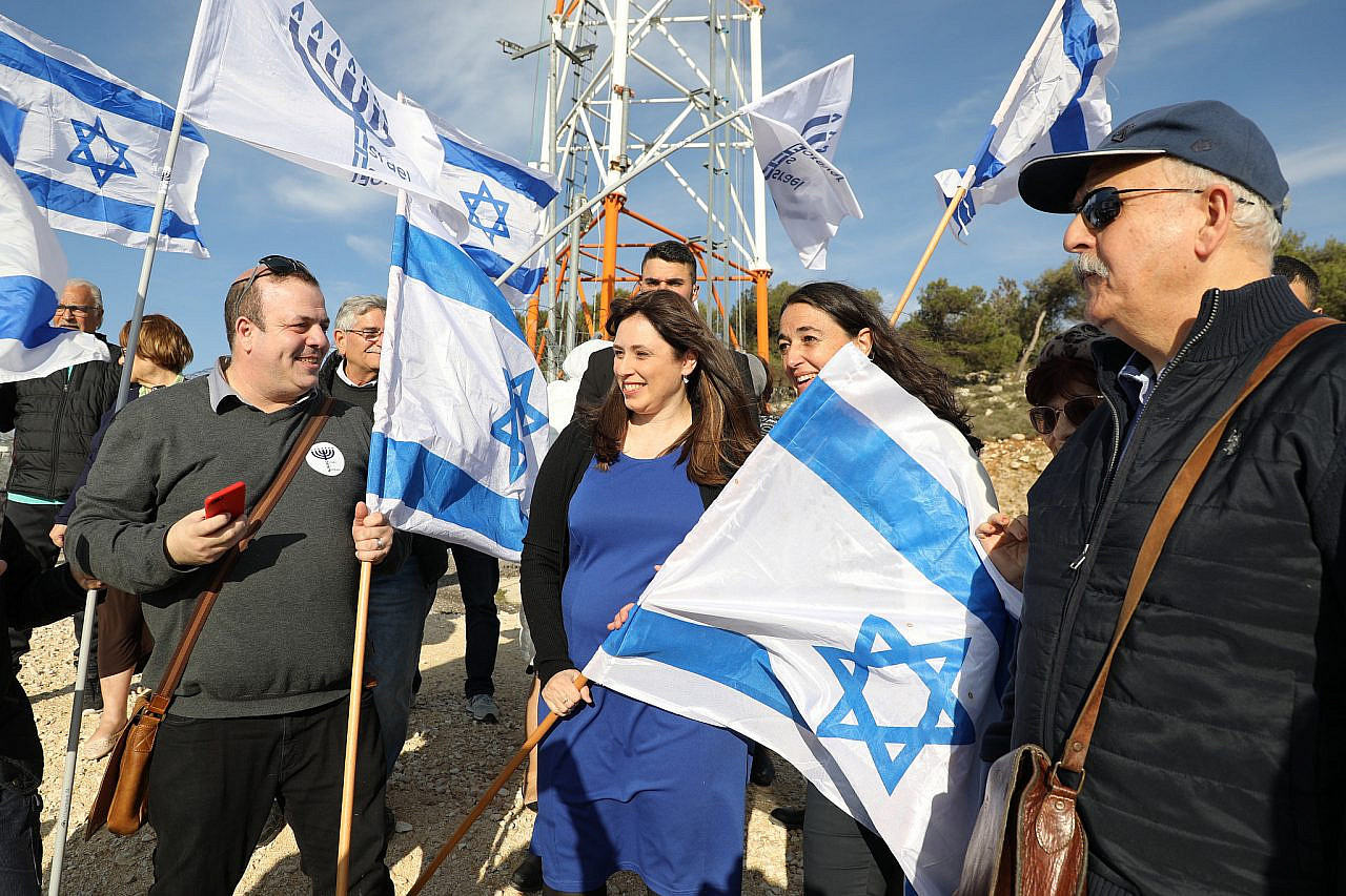 Tzipi Hotovely accompanies Likud supporters during a demonstration march demanding Israeli sovereignty in the West Bank, Oz VeGaon. February 27, 2020. (Gershon Elinson/ Flash90)