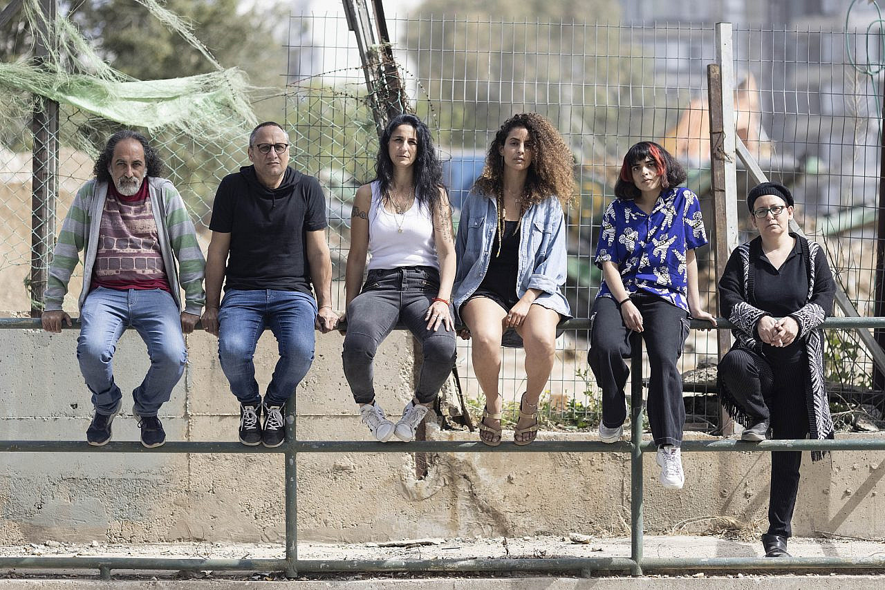 Activists from Shovrot Kirot in Givat Amal, north Tel Aviv, April 11, 2022. (Oren Ziv)