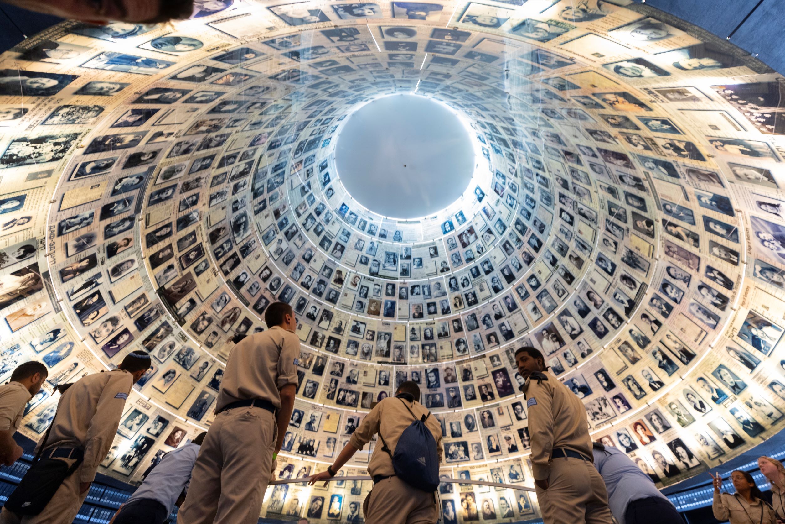 Visitors seen at the Yad Vashem Holocaust Memorial museum in Jerusalem on April 26, 2022, ahead of Israeli Holocaust Remembrance Day. (Olivier Fitoussi/Flash90)