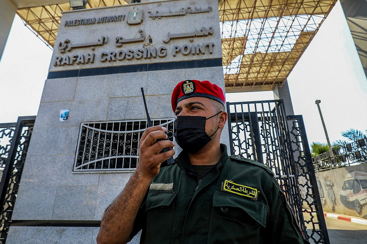Palestinian security forces guard the Rafah Border Crossing between Egypt and the Gaza Strip, October 3, 2021. (Abed Rahim Khatib/Flash90)