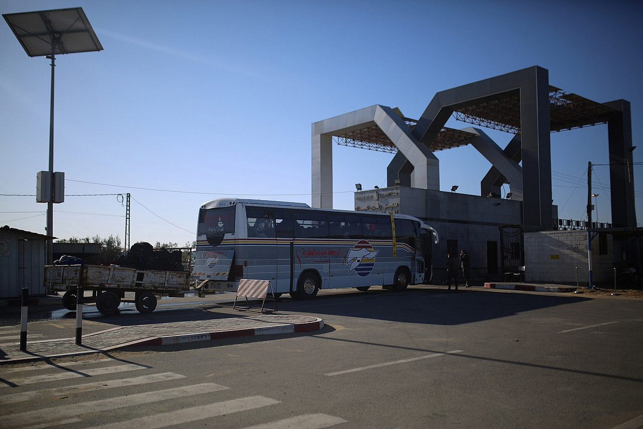 A view from the Palestinian side of the Rafah Crossing, Gaza Strip, January 29, 2019. (Activestills/Mohammed Zaanoun)
