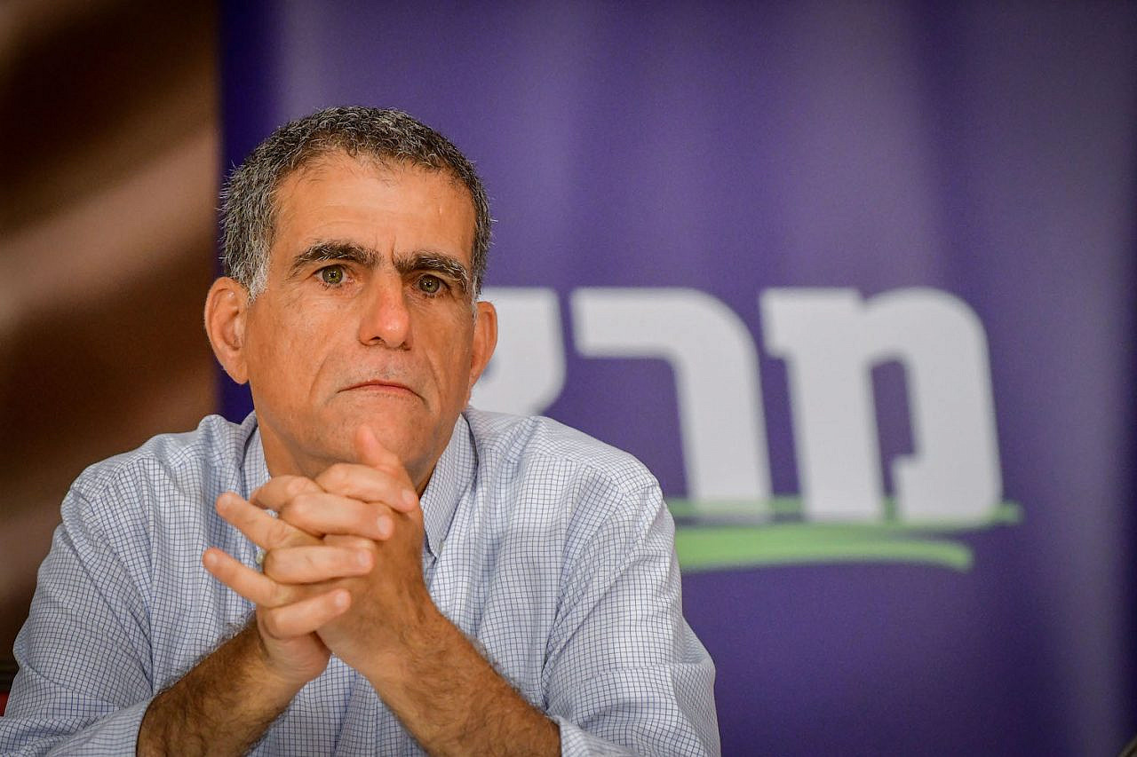 Meretz MK Mossi Raz attends a party meeting in Tel Aviv, August 28, 2022. (Avshalom Sassoni/Flash90)