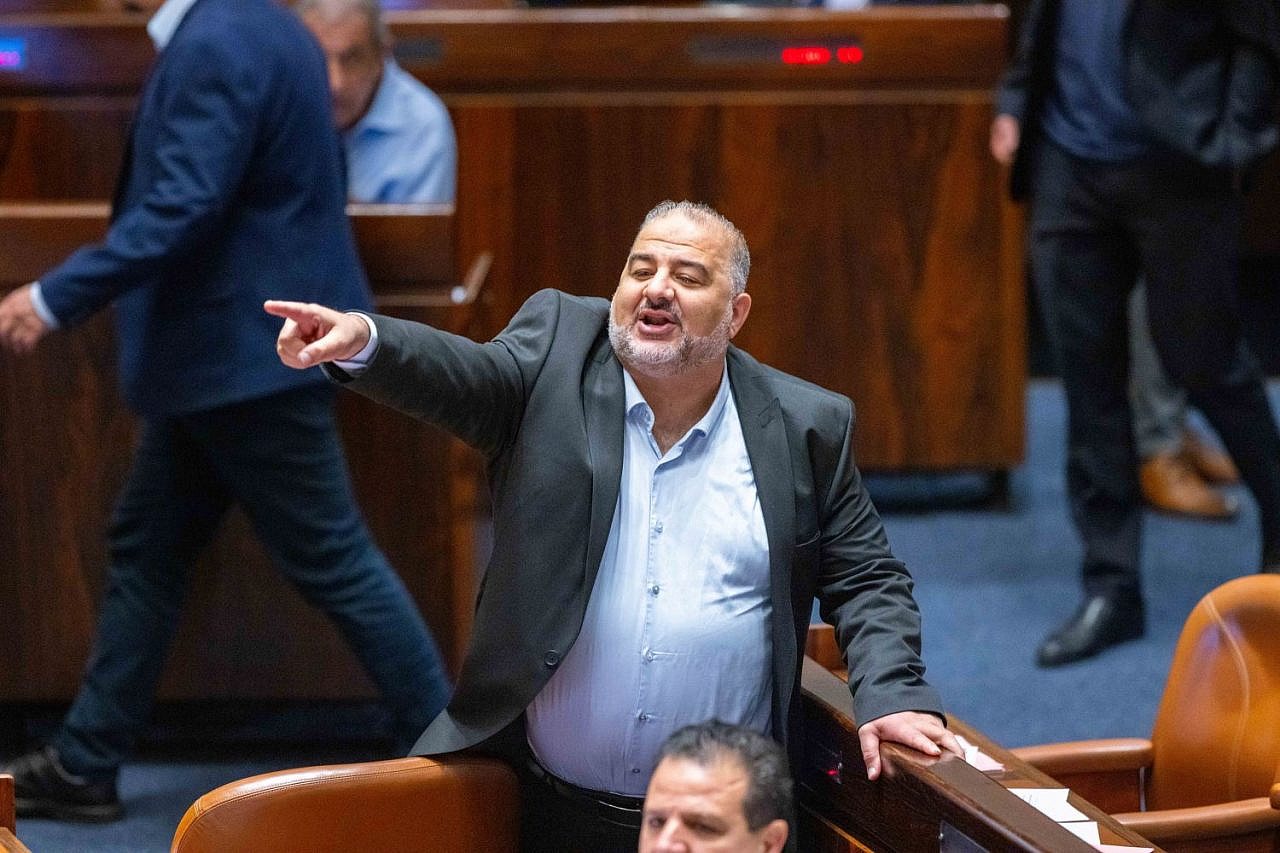 MK Mansour Abbas during a discussion in the Knesset, Jerusalem, June 30, 2022. (Olivier Fitoussi/Flash90)