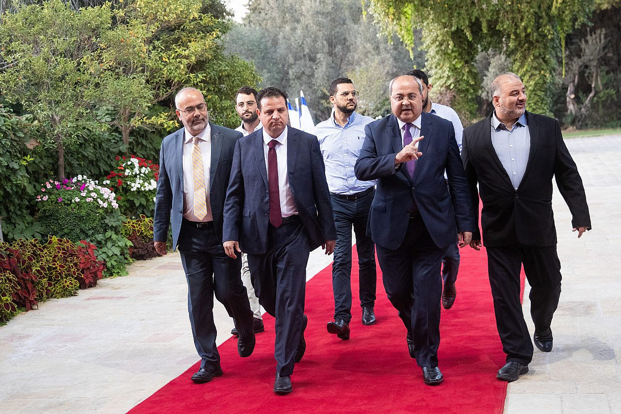 Members of the Joint List arrive for a meeting with Israeli President Reuven Rivlin at the President's Residence in Jerusalem, as Rivlin begins consulting political leaders to decide who to task with trying to form a new government, September 22, 2019. (Yonatan Sindel/Flash90)