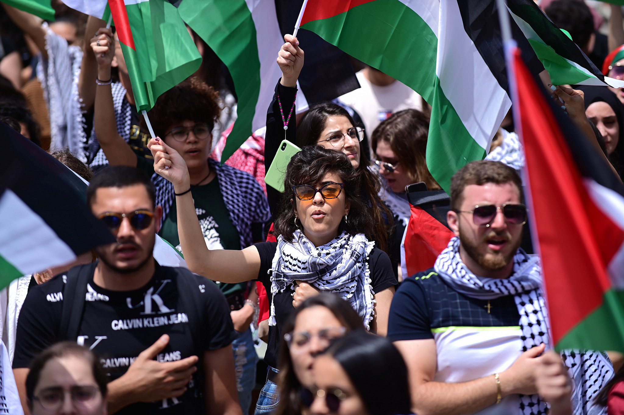 Arab citizens of Israel and Israeli left-wing activist students attend a rally marking the Nakba anniversary at Tel Aviv University, May 15, 2022. (Tomer Neuberg/Flash90)